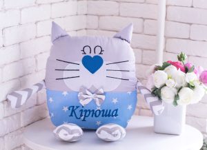 менні подарунки дітям